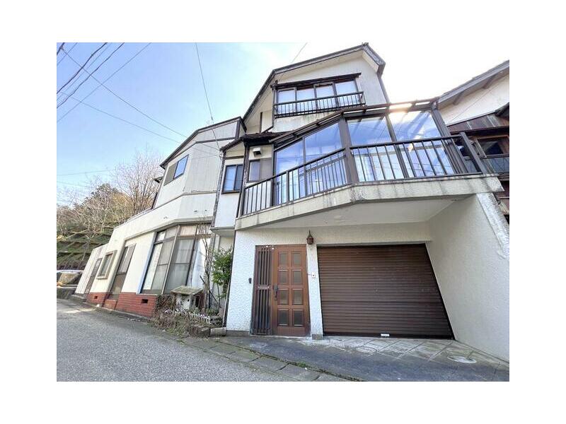Yumotokai, Tsuruoka City (Atsumi Onsen Station) 3-story 6K