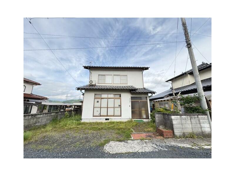 Kume-gun Misaki-cho Nishikiori (Saruyama Station) 2-story 4DK