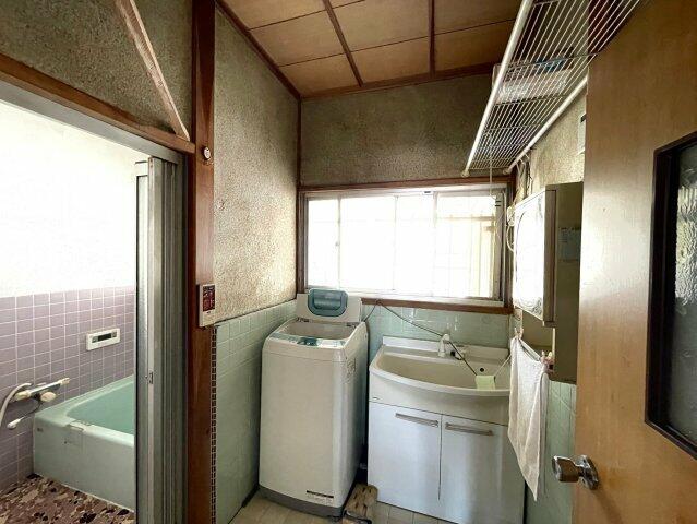 Takasu-cho, Onomichi City (near Higashi-Onomichi Station) 2-story building, 7DK &mdash; photo 7