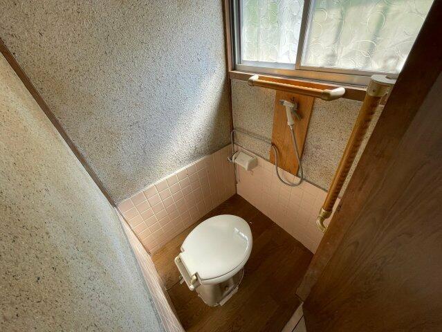 Takasu-cho, Onomichi City (near Higashi-Onomichi Station) 2-story building, 7DK &mdash; photo 8