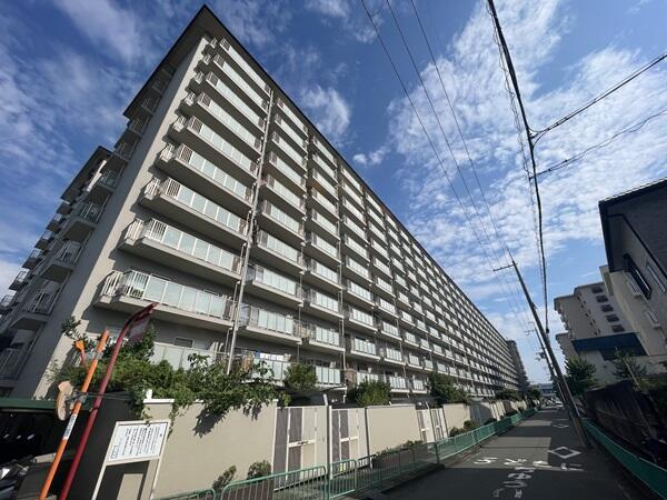 アットホーム】ローレルハイツ茨木総持寺第1号棟 226 3LDK アットホーム】ローレルハイツ茨木総持寺第1号棟 226 3LDK