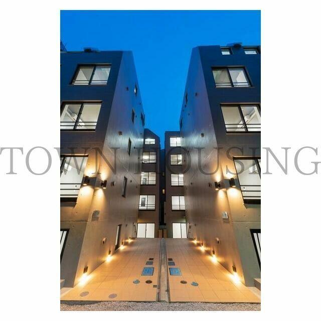 アットホーム プラチナフォルム中目黒ｅａｓｔ ４ａ ２ｄｋ 提供元 株 タウンハウジング東京 恵比寿 店 目黒区の賃貸マンション