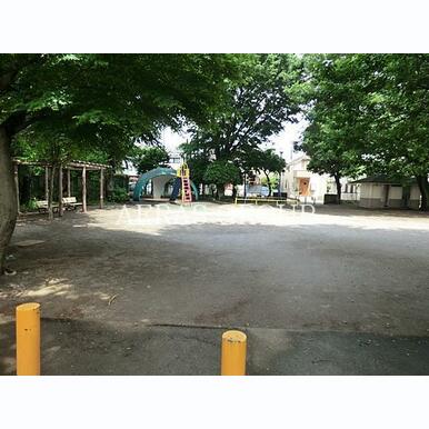 多磨町公園 距離:282m