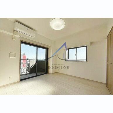 洋室のお部屋です。