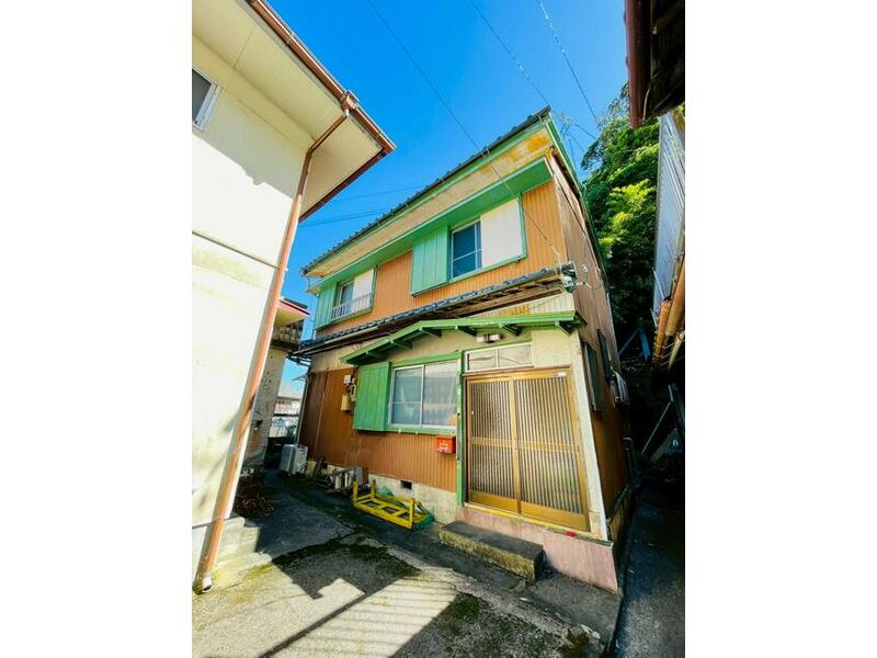 2F 5DK, Nishiyuki Aza Goyama, Minami-cho, Kaibe-gun (Yuki Sta.)

200,000 yen