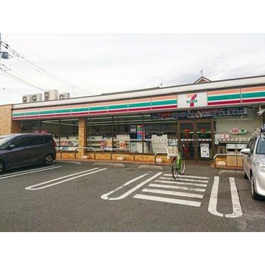 セブンイレブン 川口朝日3丁目店 距離:576m