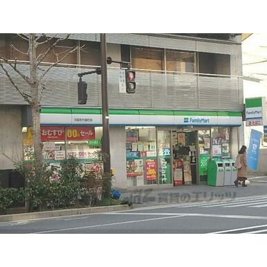 ファミリーマート 河原町竹屋町店 距離:800m