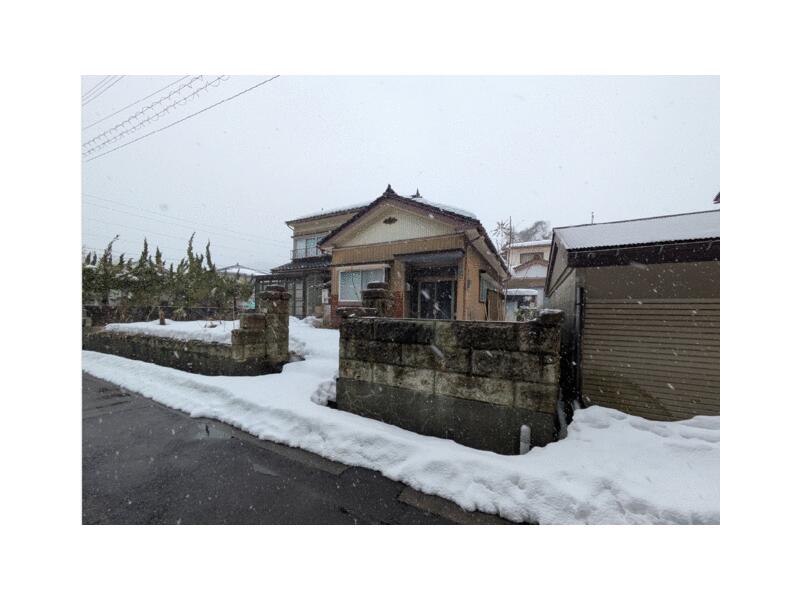 Takaoka City Fushiki Yata Shinmachi (Fushiki Station) 2-story 5LDK