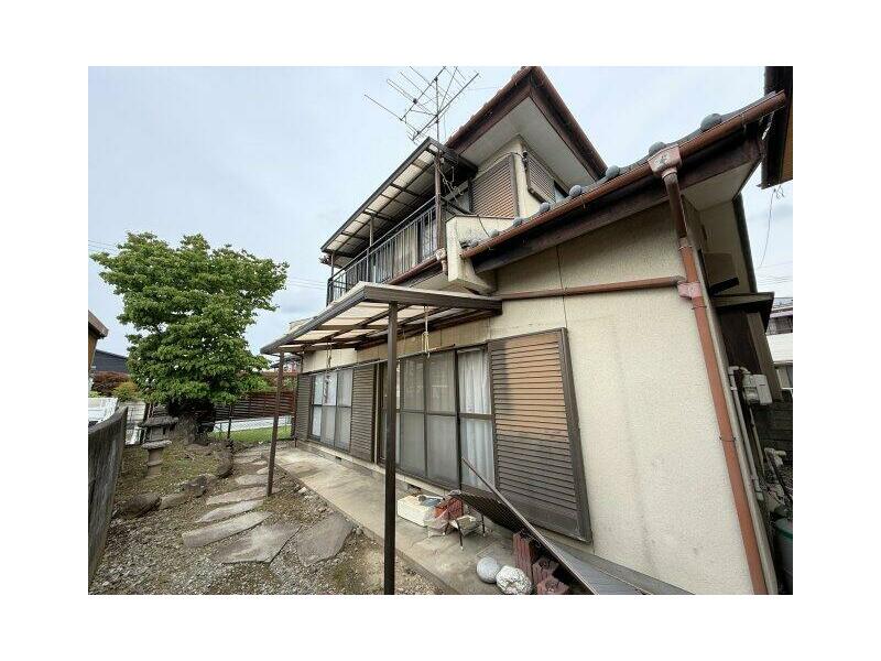 Tomitake-Shinden, Kai city (Ryuoh station) 2F 4K

4.9 million yen