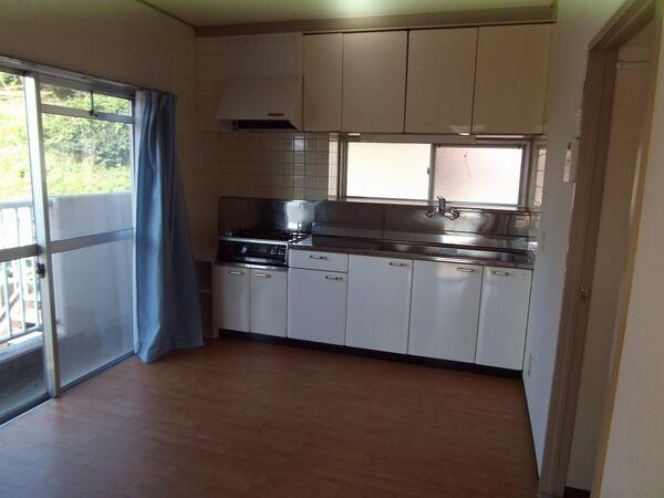 アットホーム 壱番館井之花 201 2dk 提供元 センチュリー21中央土地建物 町田市の賃貸マンション アットホーム 壱番館井之花 201 2dk 提供元 センチュリー21中央土地建物 町田市の賃貸マンション