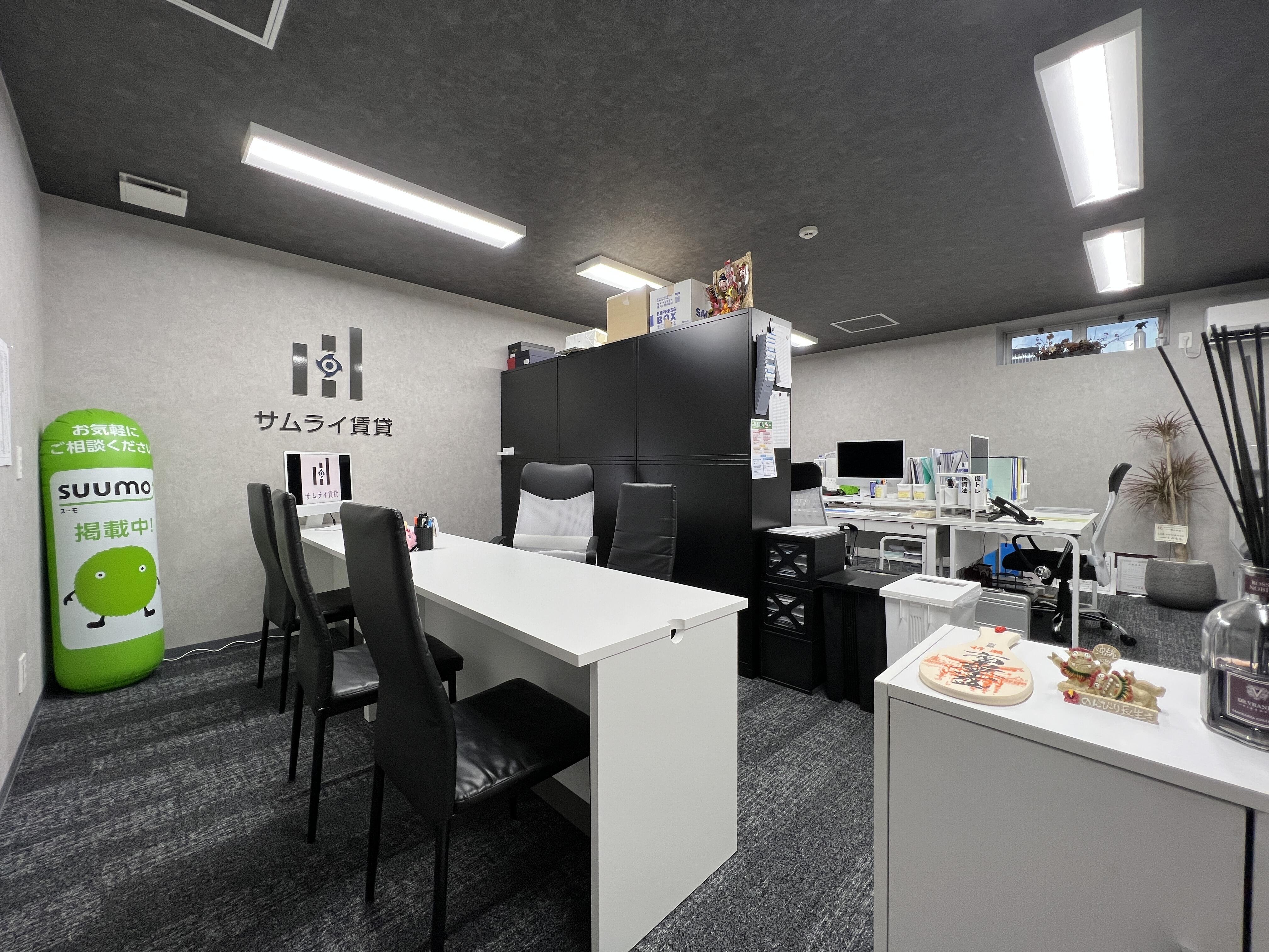 ホームサイクル２６サイズ愛知県限定手渡のみ名古屋市市中村区区北区配送無料 パンクしにくいシティサイクル HIGHWIND 26型 ネイビー 099X179