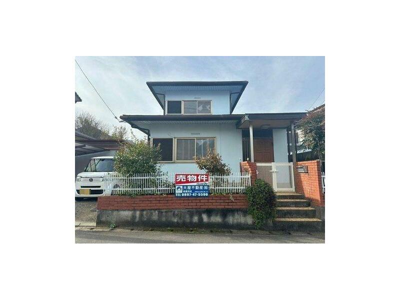 Niihama-shi Hagio (Nakahagi station) 2F 4DK

2.9 million yen