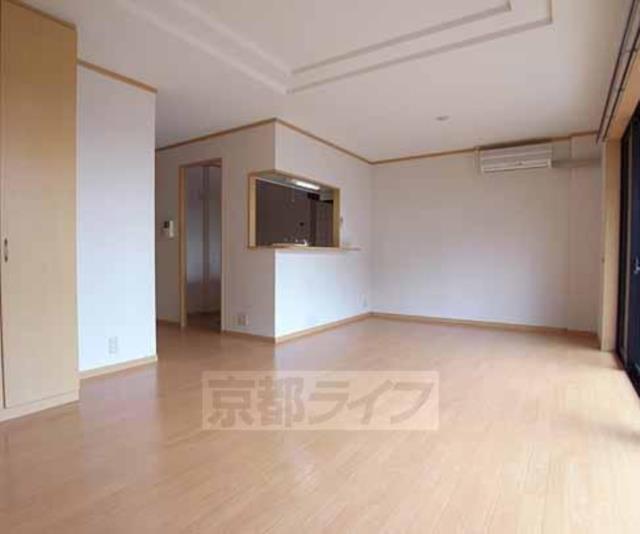 アットホーム ガーデニングパレス久御山 １０２ １ｌｄｋ 提供元 株 京都ライフ 京田辺店 久世郡久御山町の賃貸アパート