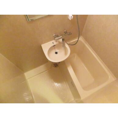 浴室暖房換気乾燥機付きバス