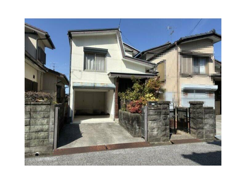 3-chome, Seto Higashimachi, Kochi City (Sanbashi-dori 5-chome Station) 2-story 4DK
