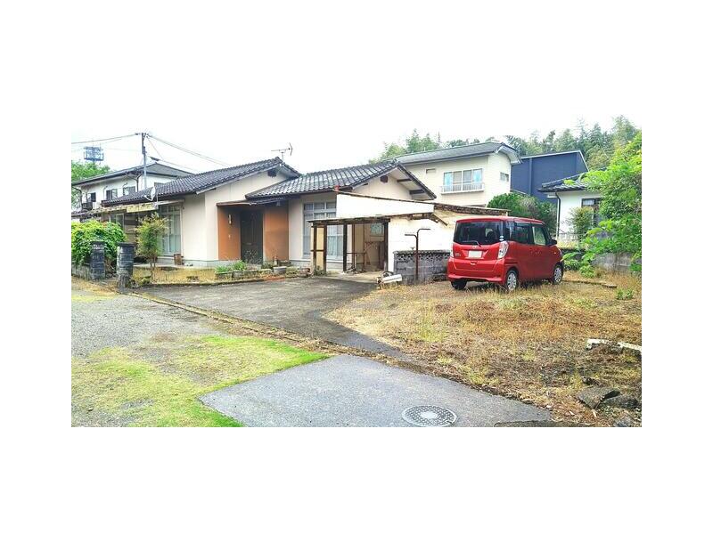 人吉市 願成寺町 （相良藩願成寺駅 ） 平屋建 4DK
								
																													260万円