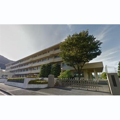 清水町立南中学校 距離:1,119m