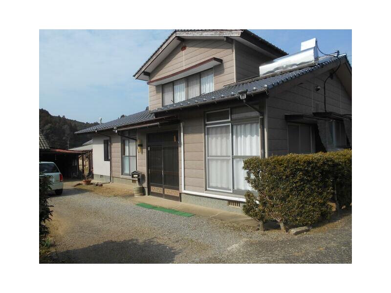 Imari City, Matsuura Town Momokawa Uehara (Momokawa Station), 2-story building, 6DK