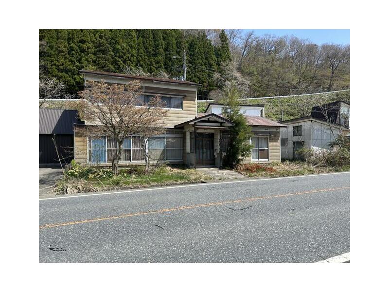 Osaki-shi, Naruko Onsen Aza Hoshinuma (Nakayamadaira Onsen station) 2F 6K

1,000,000 yen