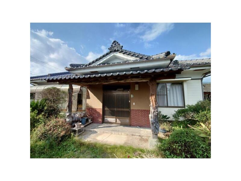 Ebino City, Oaza Shimauchi (Kyomachi Onsen Station) Single-story building 6DK