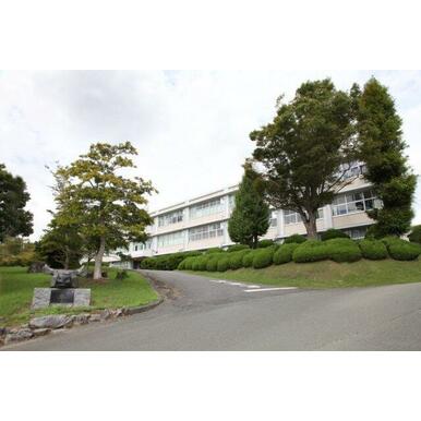 静岡県立小笠高等学校 距離：854m