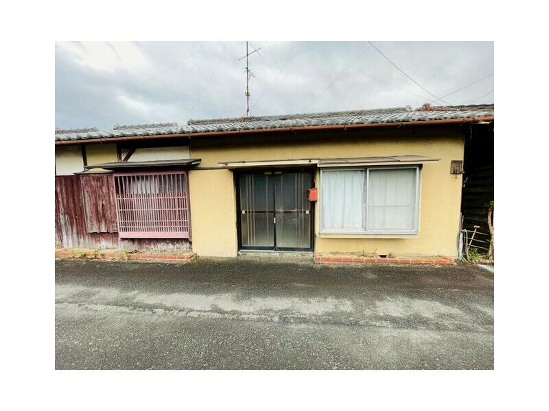 Higashikagawa-shi, Matsubara (Sanukishirotori station) Single-story building, 3K

1.5 million yen