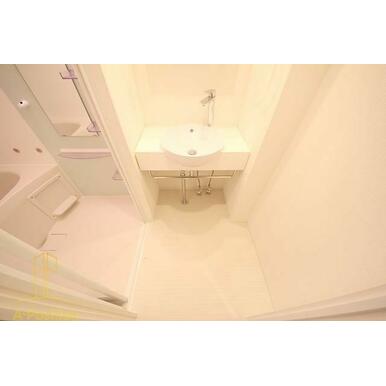 セレニテ福島シェルト