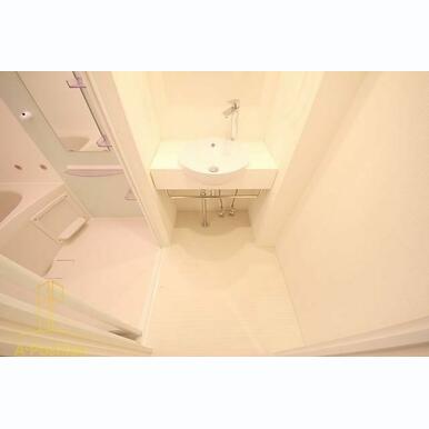 セレニテ福島シェルト