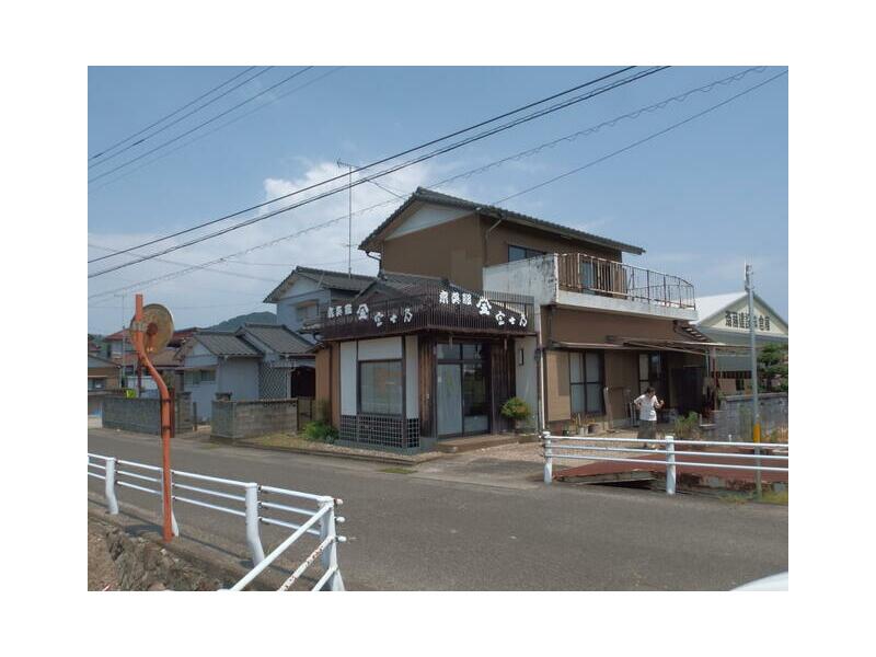 JR Mugi Line "Nakada" Station 17 minutes on foot