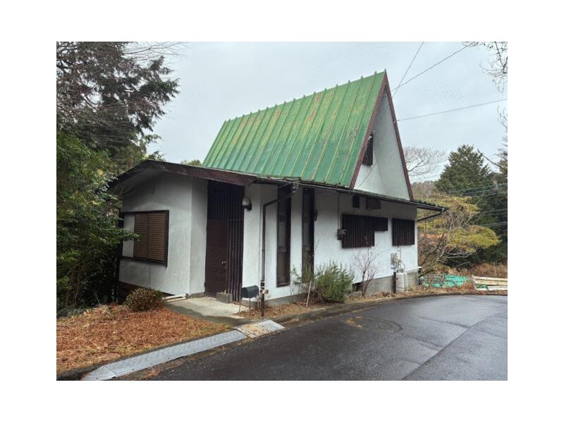 5 minutes by bus from "Tajimi" station on the JR Chuo Line. 5 minutes walk from Ohatacho 4-chome stop.