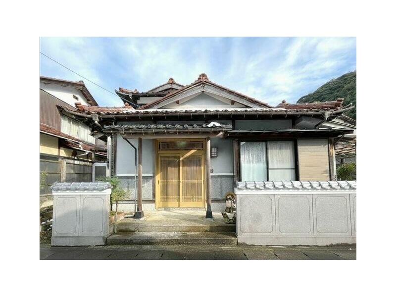 Maizuru City, Yanosuke-cho (Higashi-Maizuru Station) 2-story building 6DK