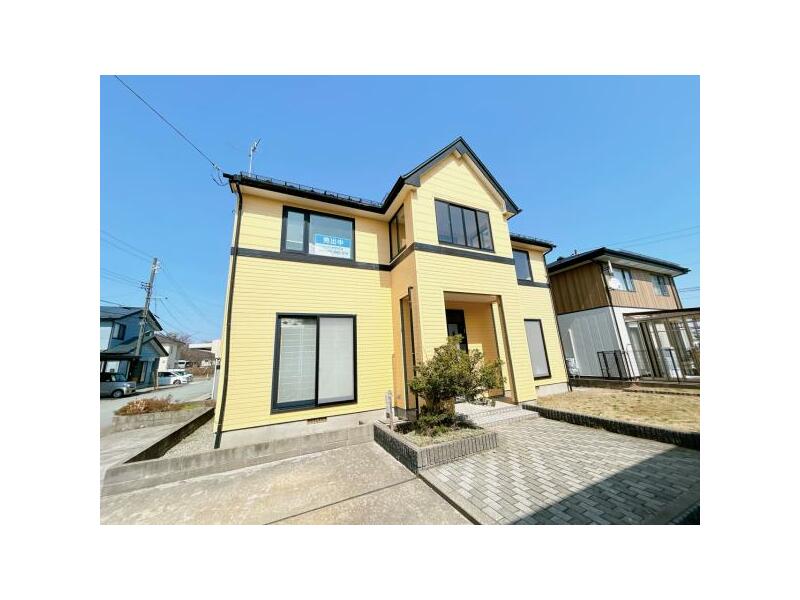 Akita City, Shinya Kitahama-cho (Shinya Station) 2-story 4LDK