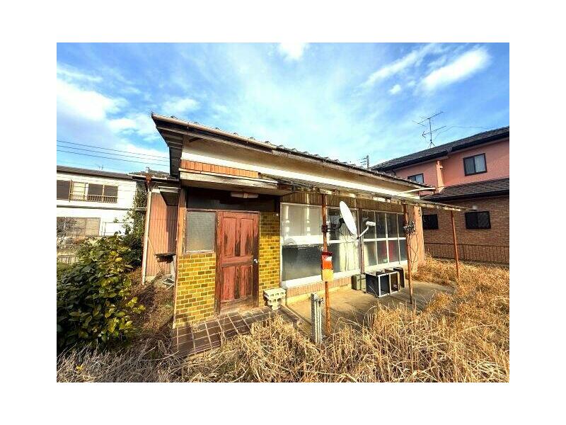 Ryugasaki City, Minaminakajima Town (Irichi Station) 1-story 2LDK