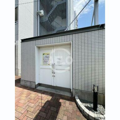 エルソル江坂 ゴミ置き場