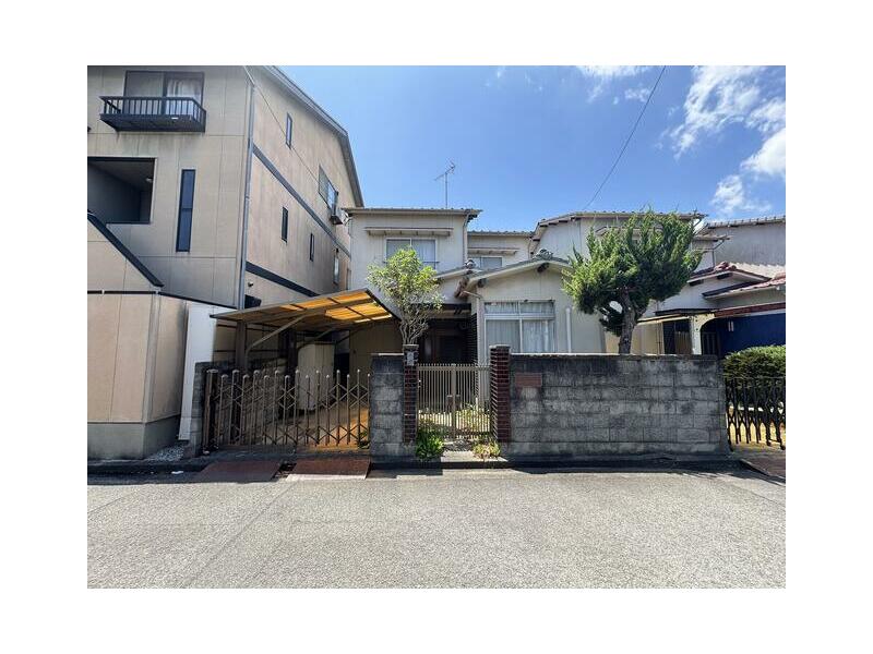 Takamatsu City, Yashima Nishimachi (Katamoto Station) 2-story building 5DK