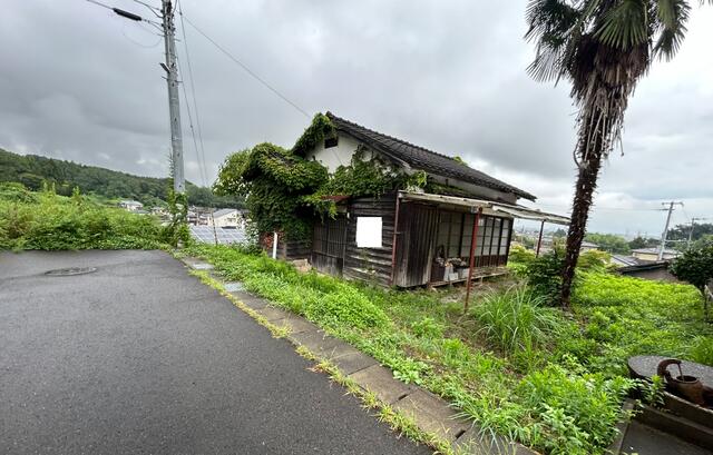アットホーム】亘理郡亘理町の土地探し 「古家ありの土地特集」｜売地