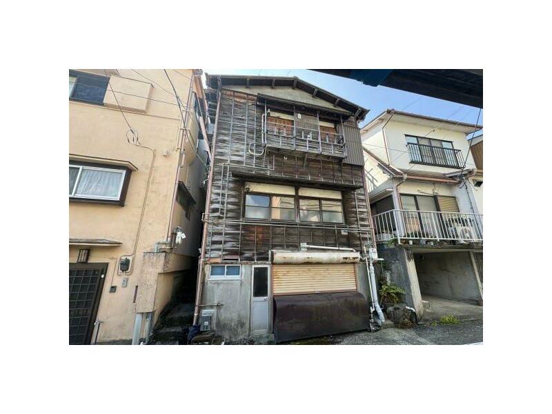 Atami City Sakuramachi (Kaminomiya Station) 3-story building 6K