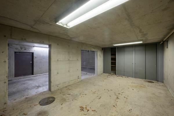 アットホーム 目黒区 上目黒３丁目 中目黒駅 地上2階地下2階建 ５ｌｄｋ 目黒区の中古一戸建て 提供元 三井不動産リアルティ 株 渋谷オフィス 一軒家 家の購入
