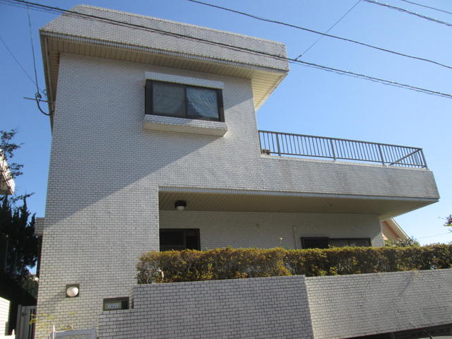 アットホーム 鹿児島市 武岡３丁目 地上2階地下1階建 ６ｄｋ 鹿児島市の中古一戸建て 提供元 株 安住美家本舗 一軒家 家 の購入