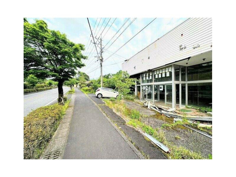 Kirishima-shi, Kirishima Takachiho, Makizono-cho (Kirishima-onsen Sta.) Single-story building, 4DK

4DK