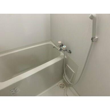 同物件の別部屋になります。