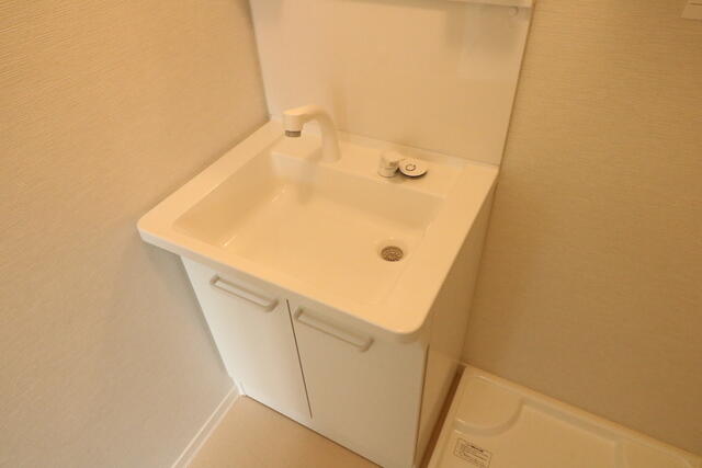 アットホーム レトア トレーフル １０１ １ｌｄｋ 提供元 株 リビングギャラリー 新潟東店 新潟市東区の賃貸アパート