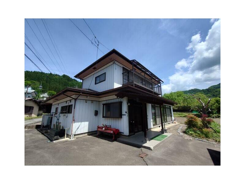 Nagano City, Kinasari (Nagano Station) 2-story building 6DK