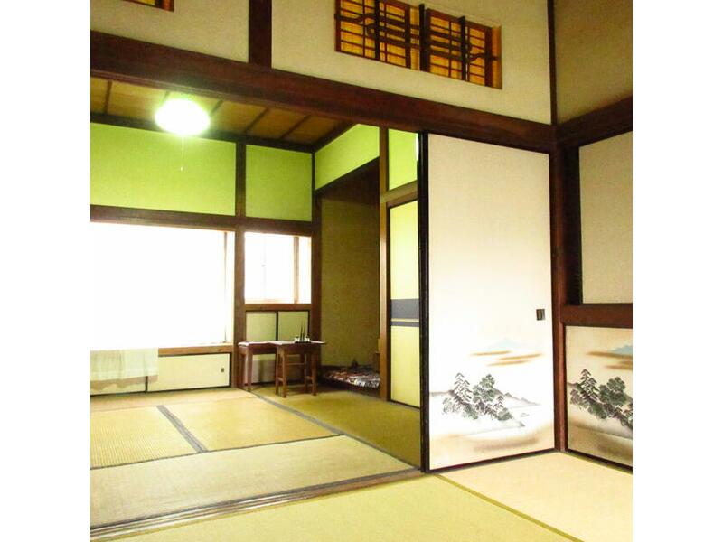 3-chome, Fujimi-cho, Yokosuka-shi, Kanagawa (Kenritsu Daigaku Sta.) 2F 5DK

7,800,000 yen