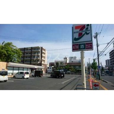 セブンイレブン 浜松成子町店 距離：398m