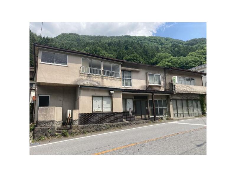 Fujiwara, Nikko-shi (Kawajiyumoto station) 2F 7DK

499,000 yen