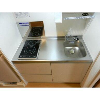 一人暮らしにピッタリの機能的なシンク