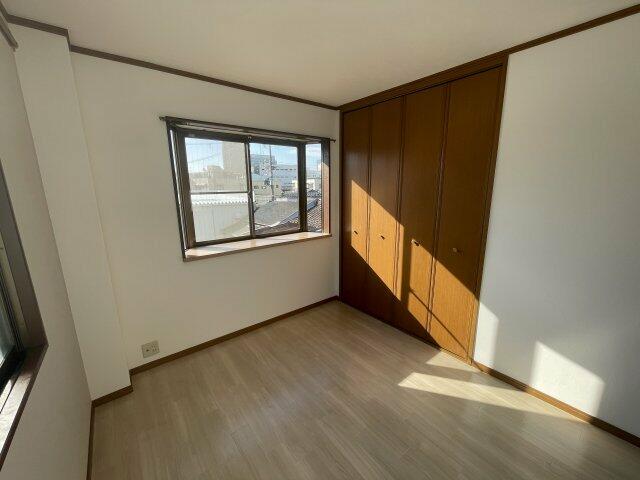 アットホーム 大阪市淀川区 十三東３丁目 十三駅 3階建 ３ｌｄｋ 大阪市淀川区 の中古一戸建て 提供元 株 ハウス王 一軒家 家の購入