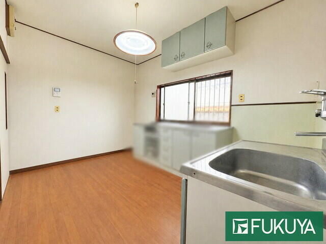 Inaba-so 1-chome, Amagasaki City (near Koshien-guchi Station), 3-story building, 4DK &mdash; photo 3