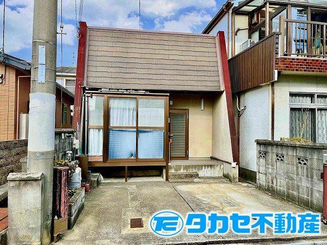 送料無料　希少　不動産は、中古一戸建てが絶対にお得で　不動産投資　戸建て購入 Amazon.co.jp: 不動産は、中古一戸建てが絶対にお得です : 高橋